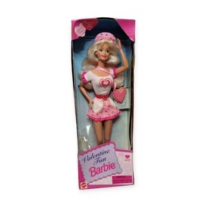1996 Valentine Fun Barbie, Vintage